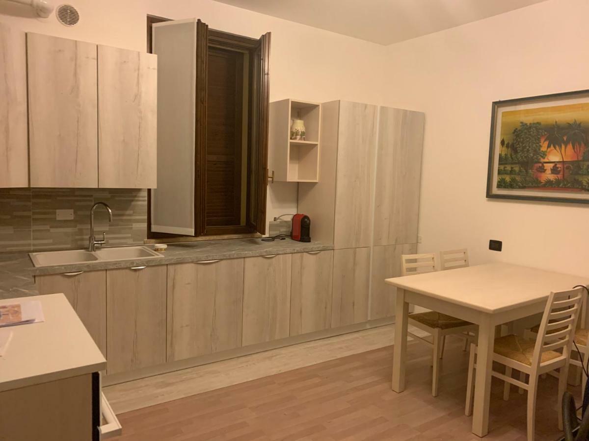 Alla Tomba Di Giulietta Verona Exteriör bild